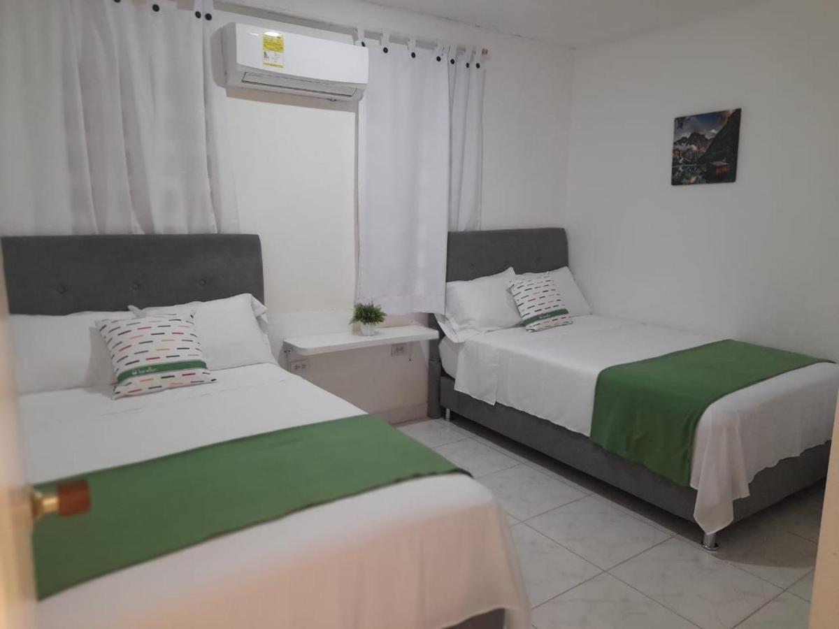 Tita'S Airport Hotel Cartagena 외부 사진